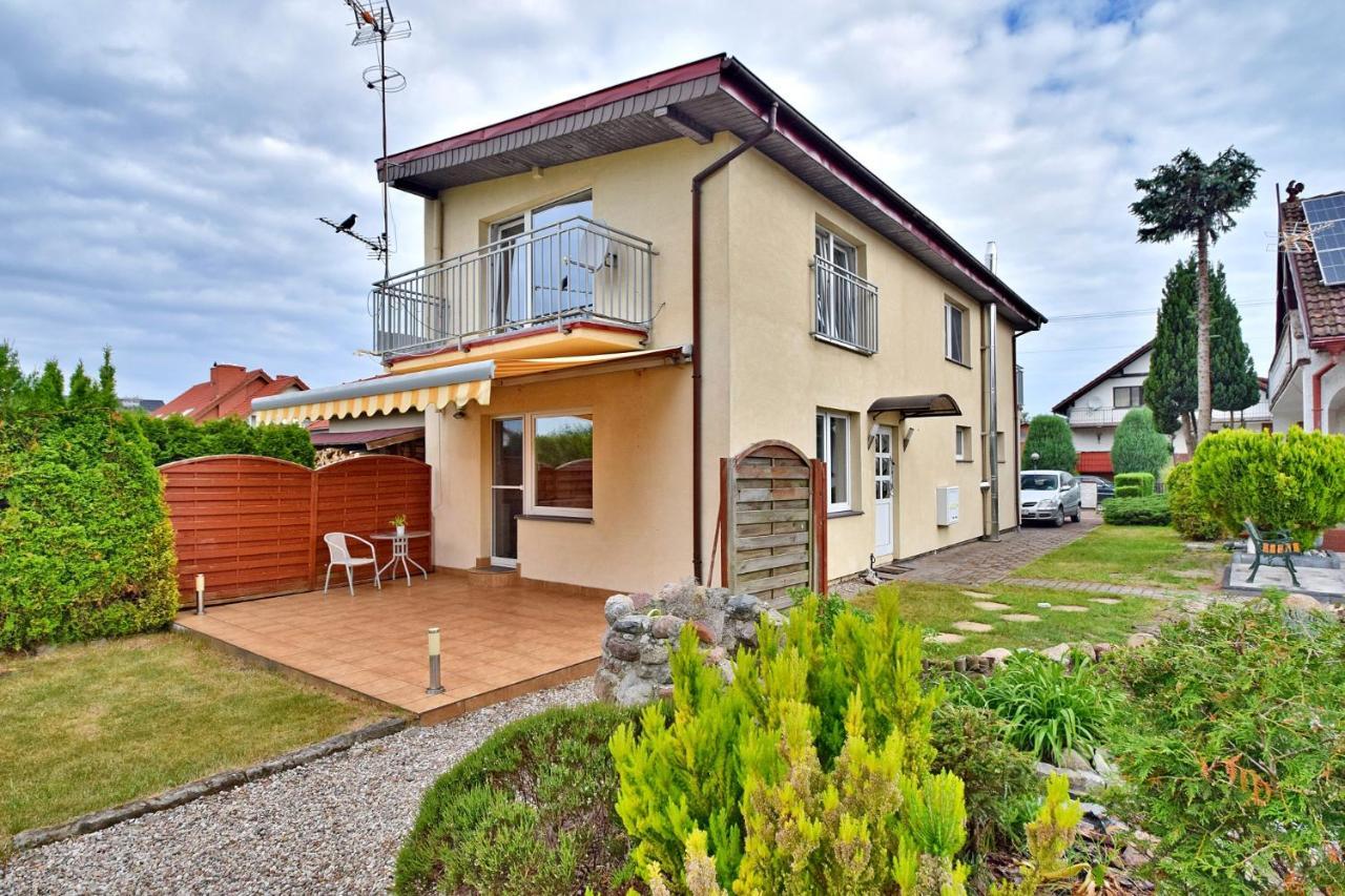 Domek Letniskowy-Caloroczny Michal Grzybowo  Exterior foto